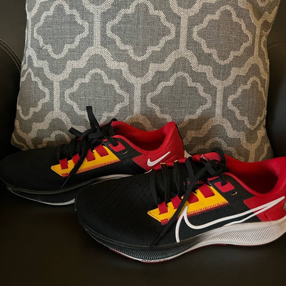 Nike Men's Black Red and Yellow Athletic Running Shoes